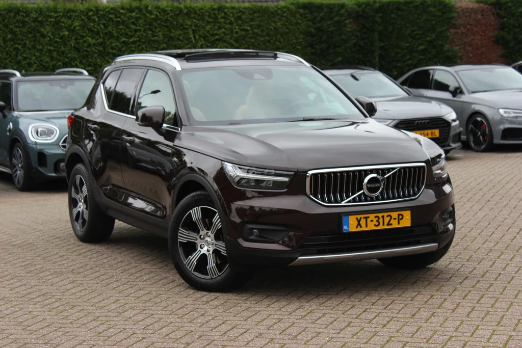 Volvo XC40 (2019) — foto 1
