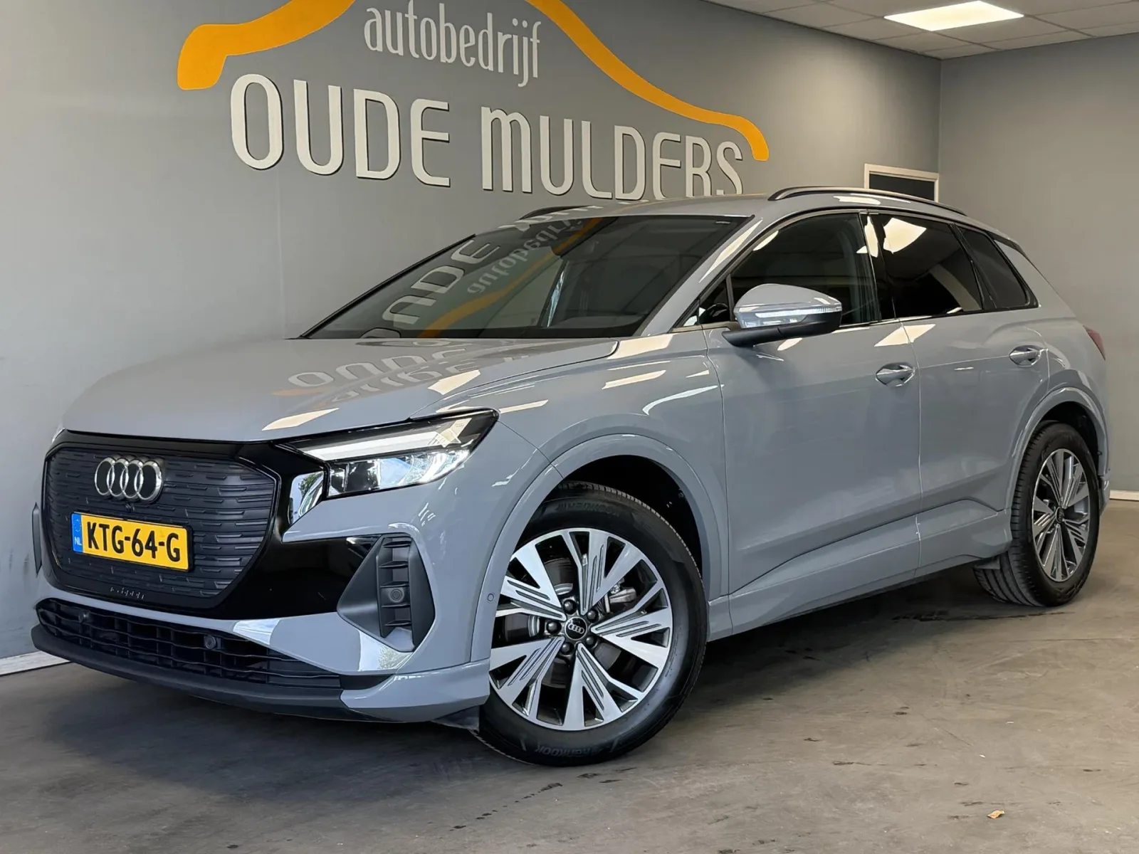 Audi Q4 e-tron (2023) — foto 1
