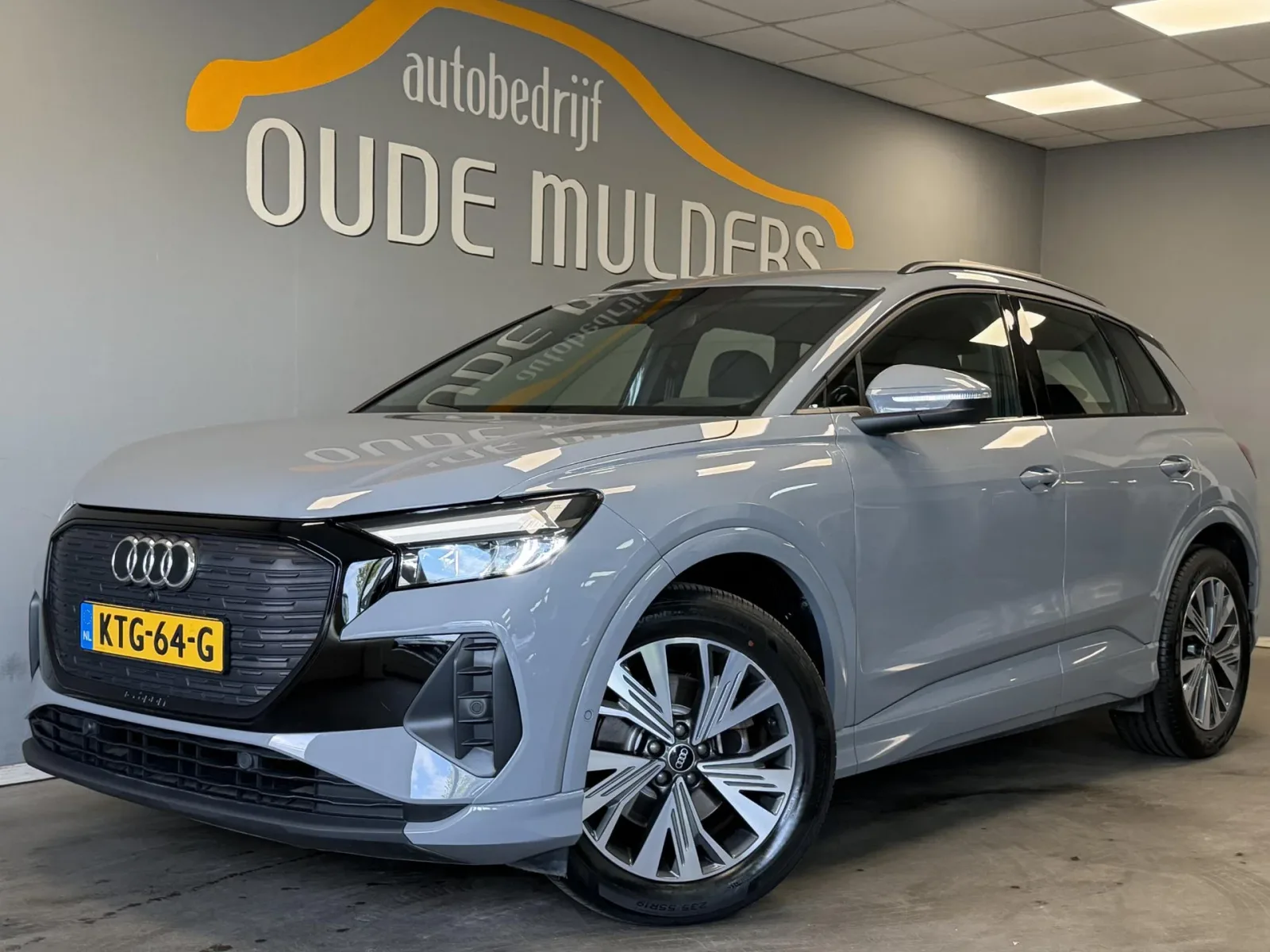 Audi Q4 e-tron (2023) — foto 1