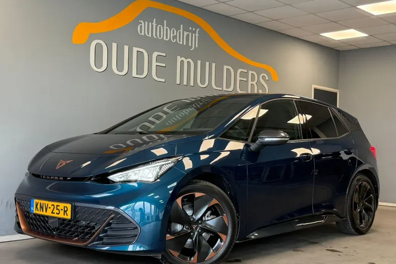 CUPRA Born (2021)