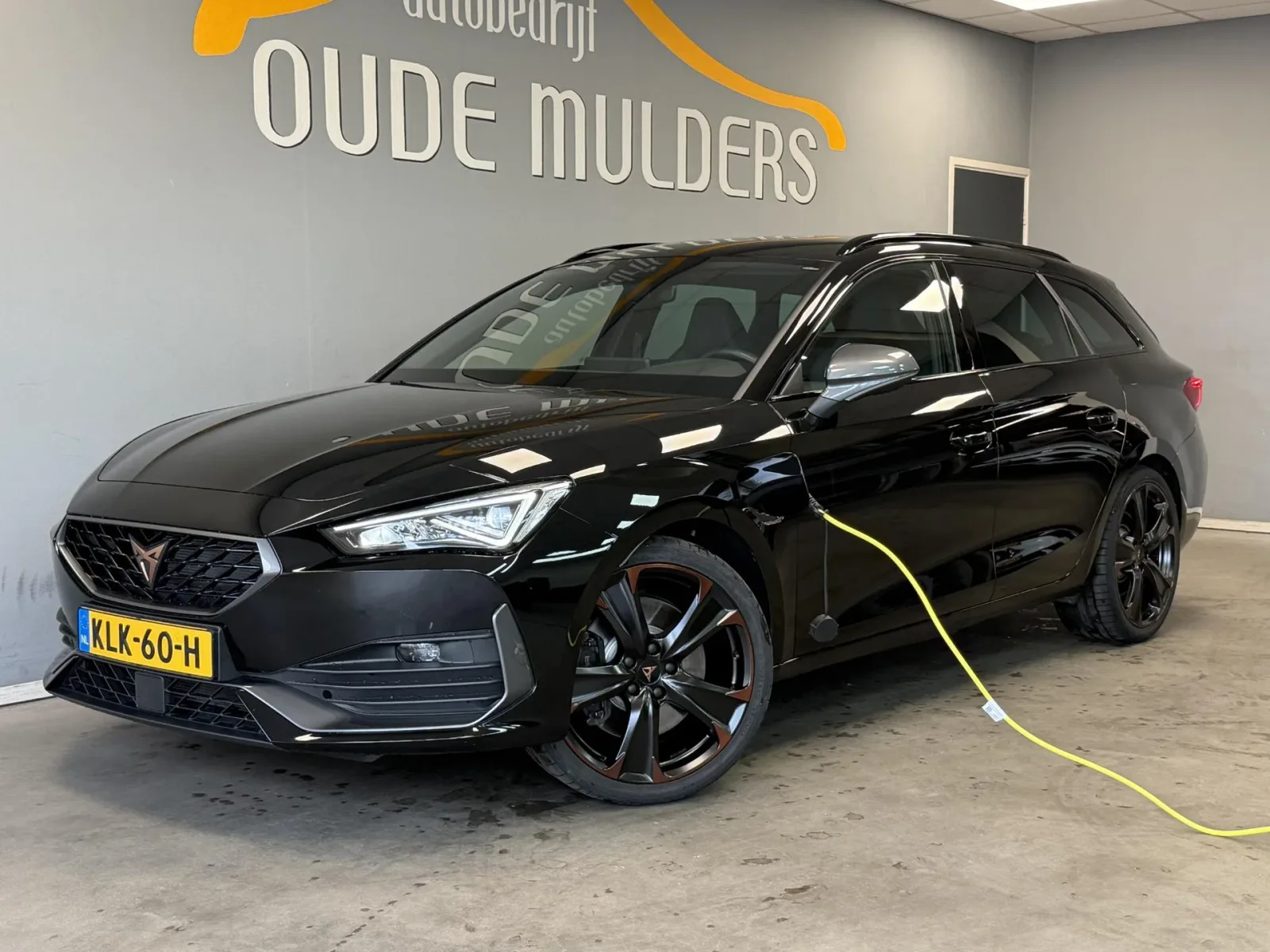 CUPRA Leon Sportstourer (2020) — foto 1