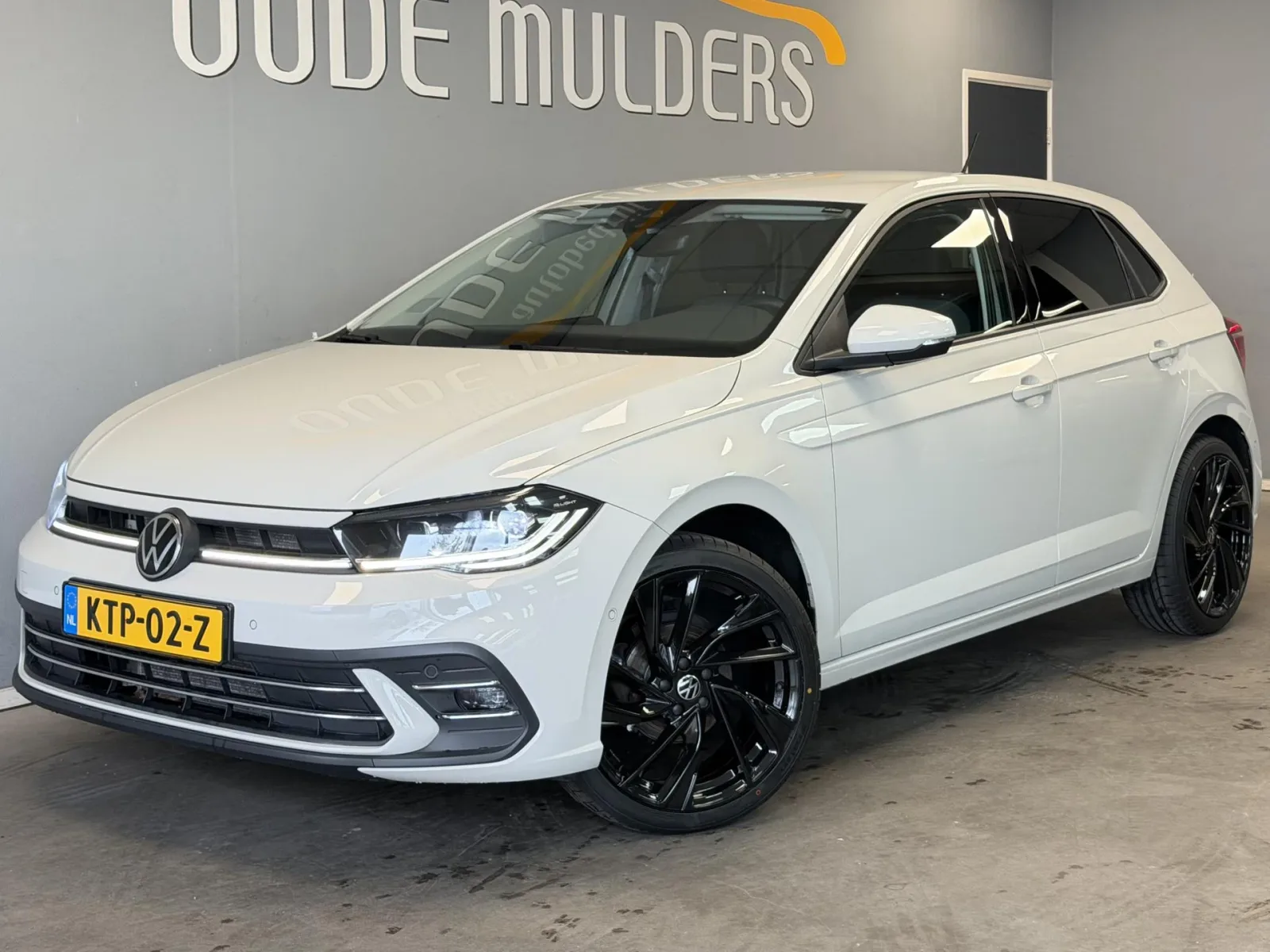Volkswagen Polo (2023) — foto 1
