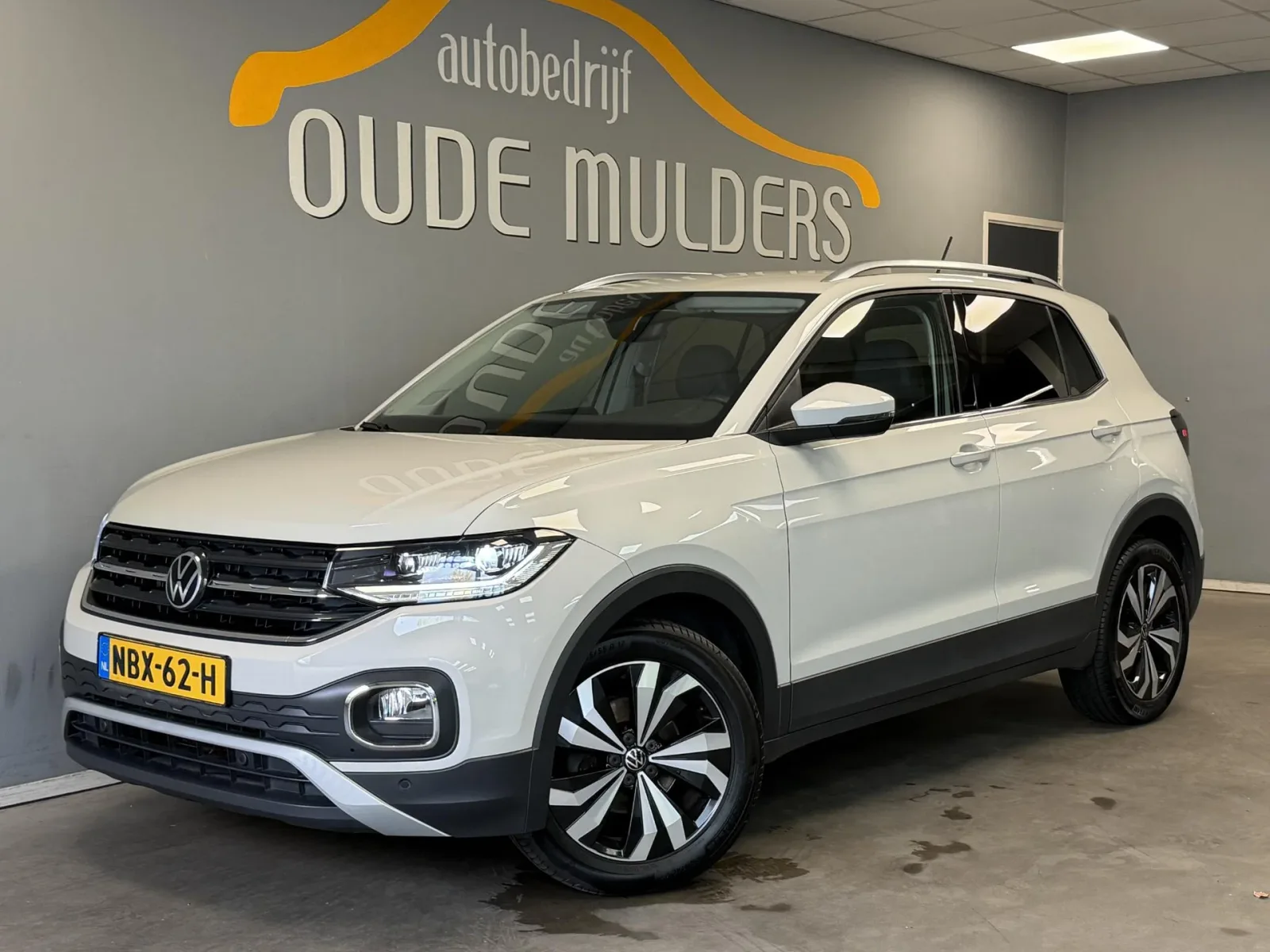 Volkswagen T-Cross (2022) — foto 1