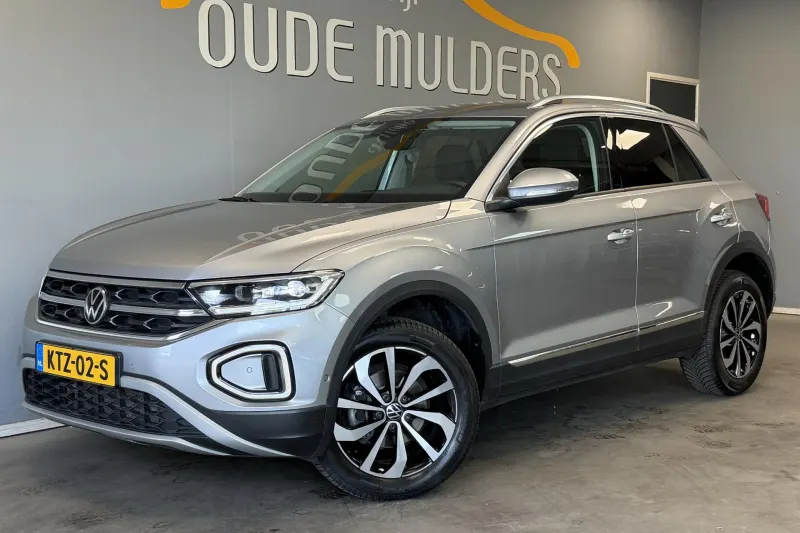 Volkswagen T-Roc (2023)