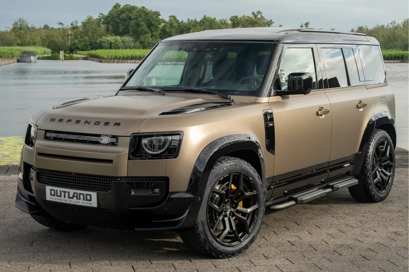 Land Rover Defender (2026)