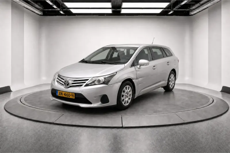 Toyota Avensis (2012)