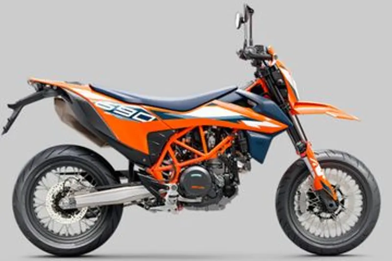 KTM 690 SMC (2023)