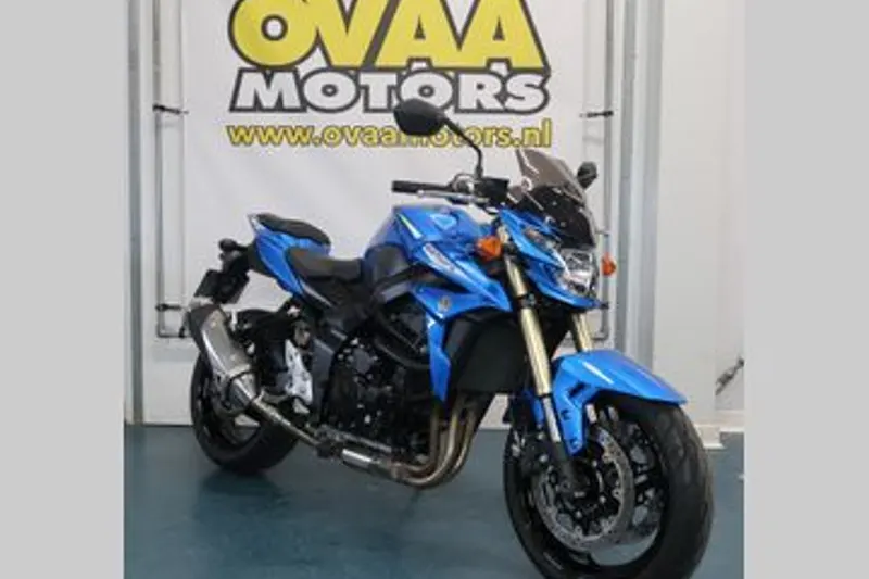 Suzuki GSR750 (2016)
