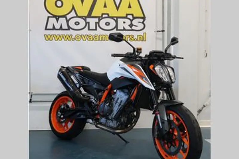 KTM 890 Duke (2020)