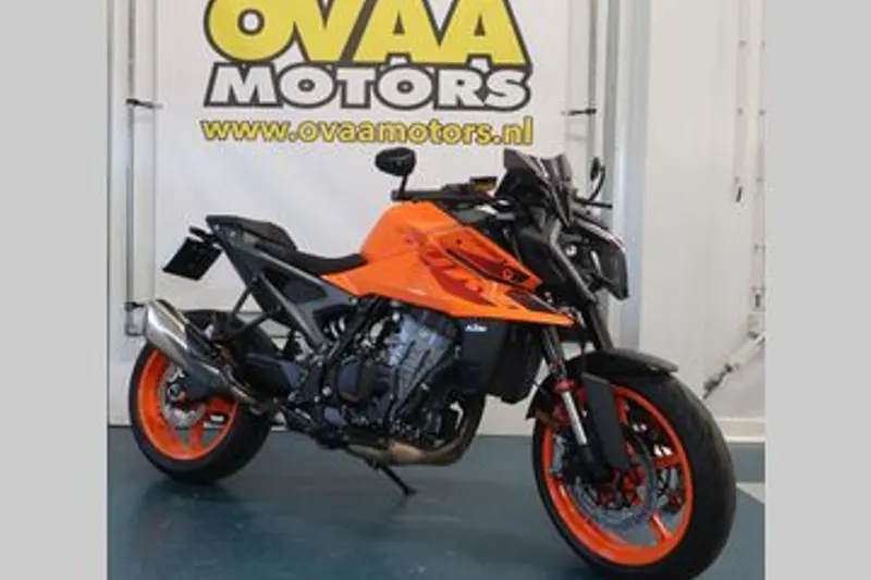 KTM 990 Duke (2024)