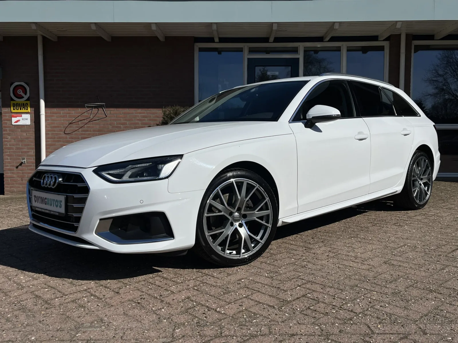 Audi A4 (2020) — foto 1