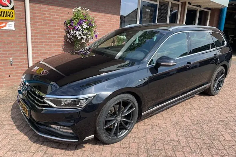 Volkswagen Passat (2022)