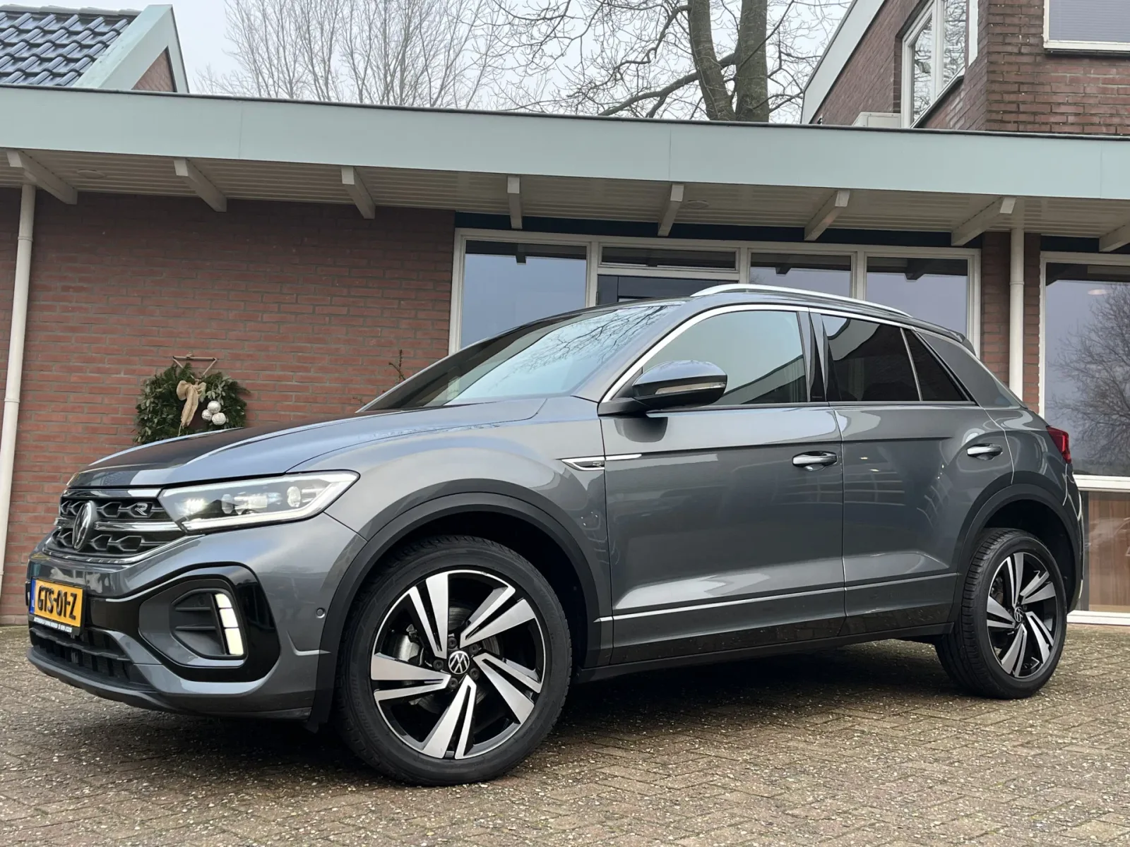 Volkswagen T-Roc (2022) — foto 1