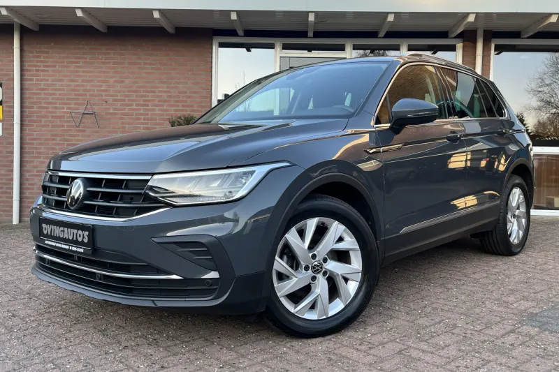Volkswagen Tiguan (2022)