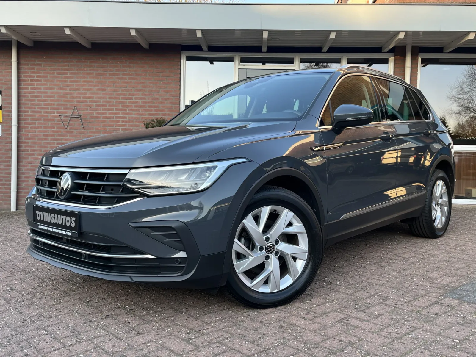 Volkswagen Tiguan (2022) — foto 1