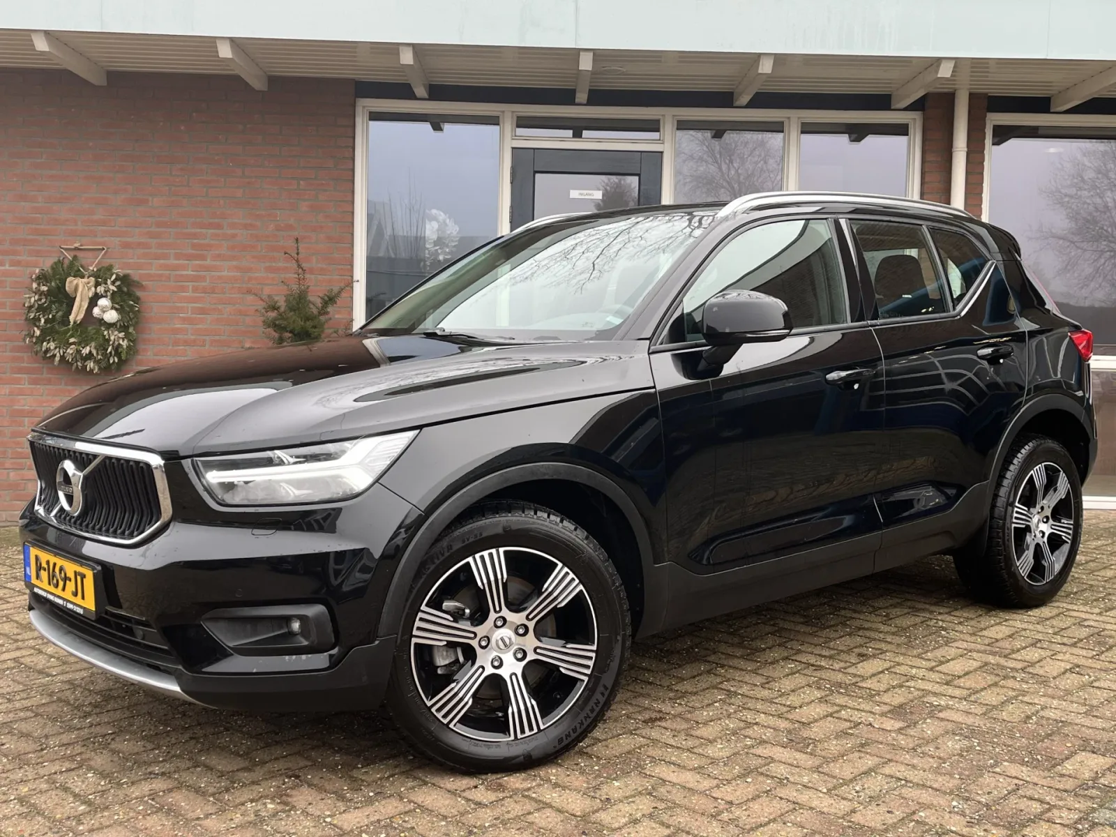 Volvo XC40 (2021) — foto 1