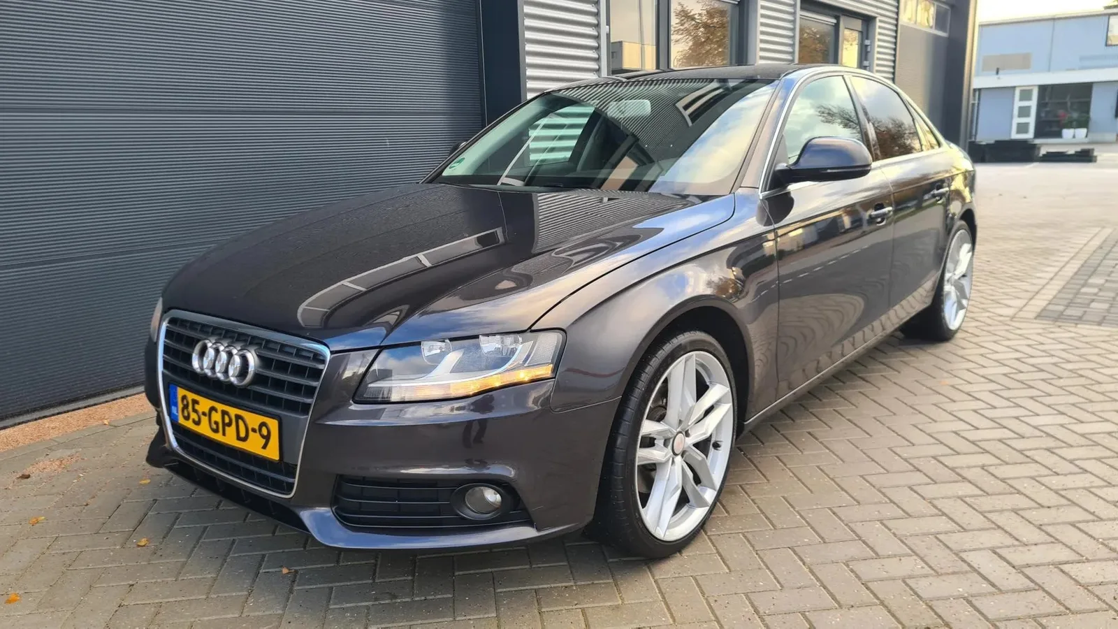 Audi A4 (2008) — foto 1