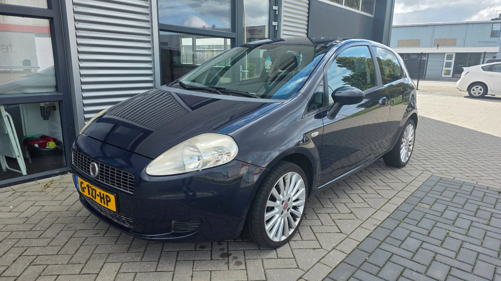 Fiat Grande Punto (2008) — foto 1
