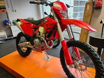 GASGAS EC (2026) — foto 1