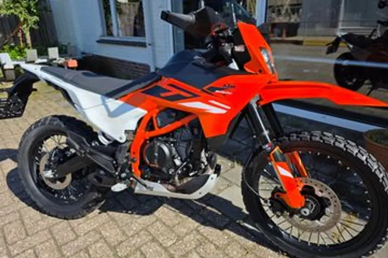 KTM 390 Enduro R (2025)