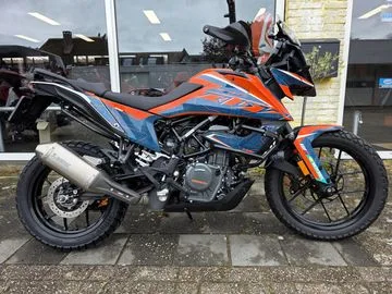KTM 390 (2022) — foto 1