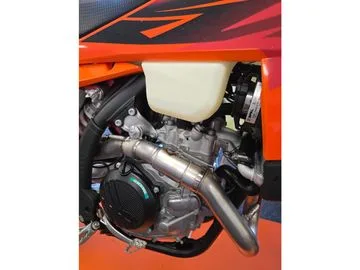 KTM 450 EXC (2027) — foto 1