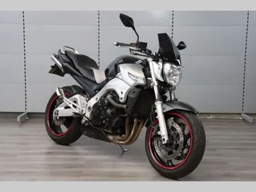 Suzuki GSR600 (2006) — foto 1