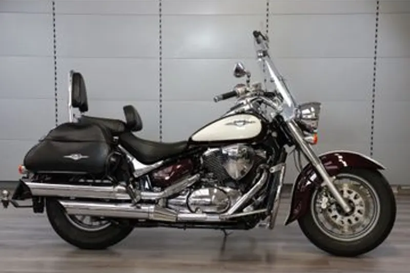 Suzuki VL 800 Intruder Volusia (2010)