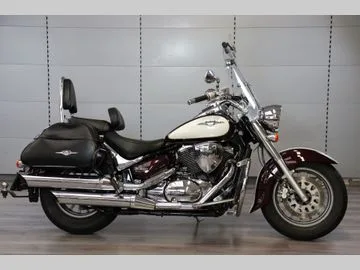 Suzuki VL 800 Intruder Volusia (2010) — foto 1