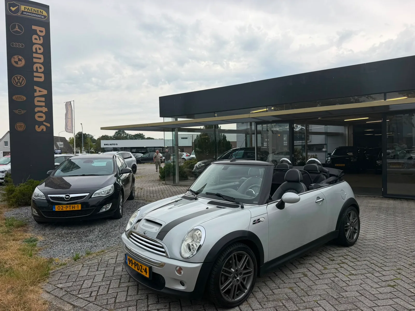 MINI Cabrio (2009) — foto 1