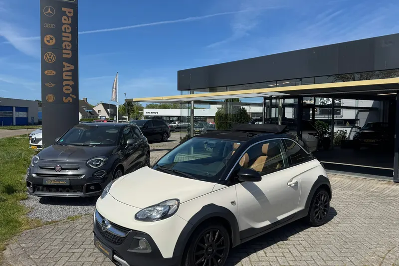 Opel Adam (2015)