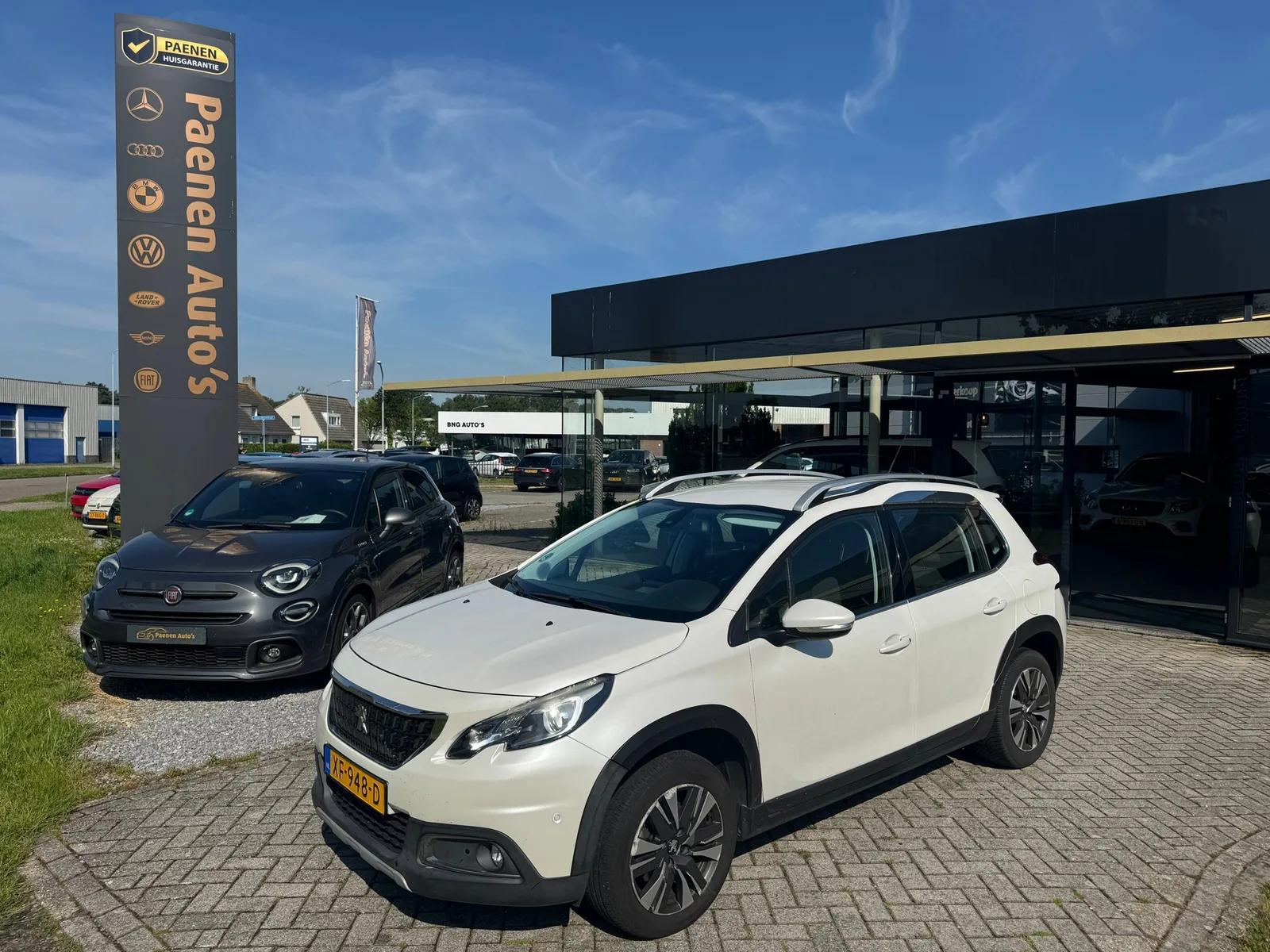 Peugeot 2008 (2016) — foto 1