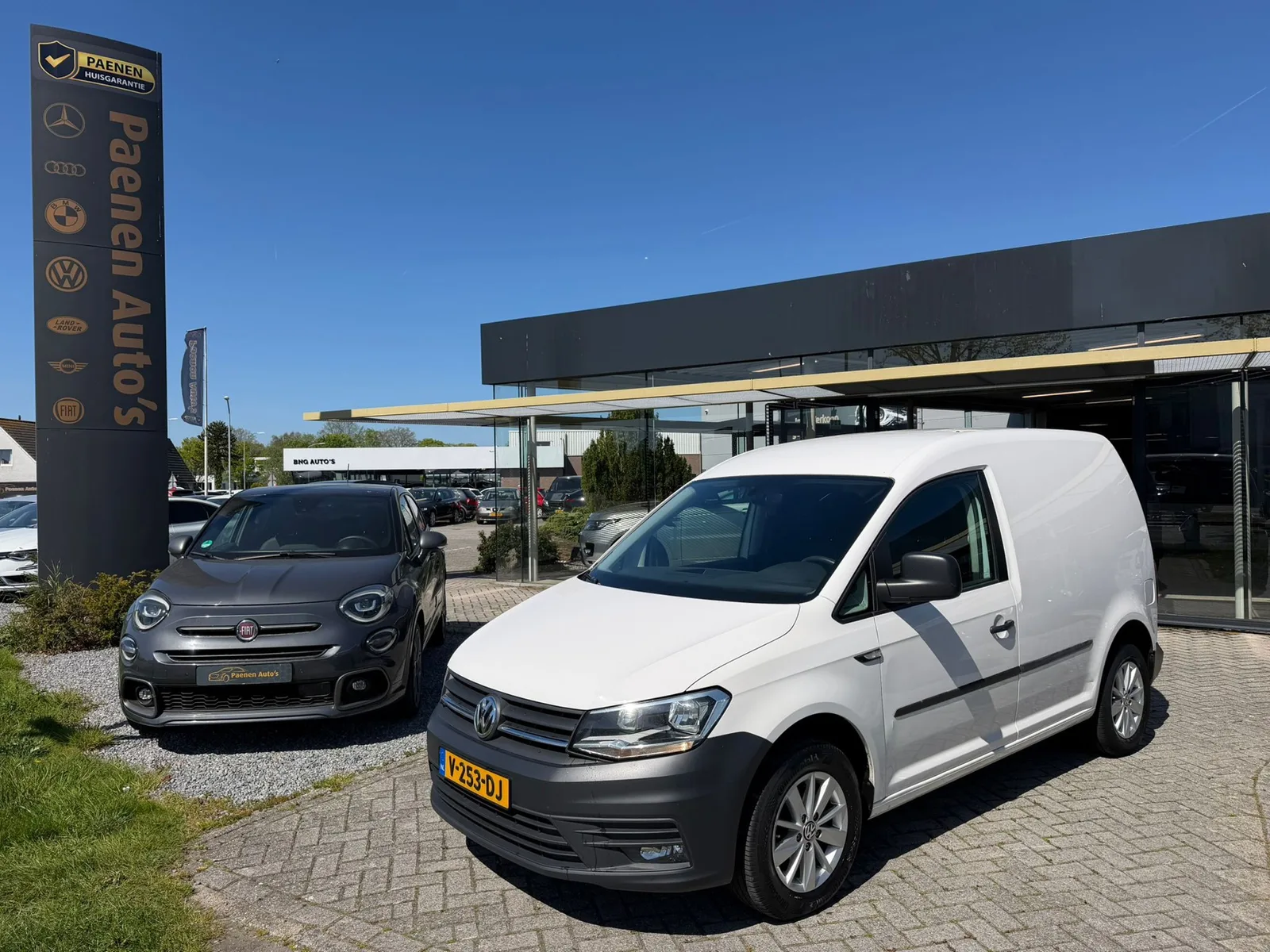 Volkswagen Caddy (2017) — foto 1