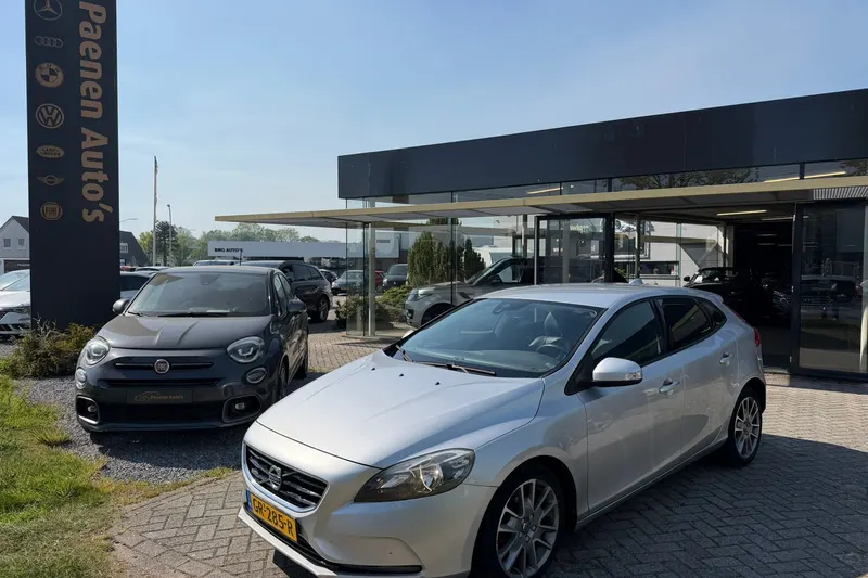 Volvo V40 (2015)