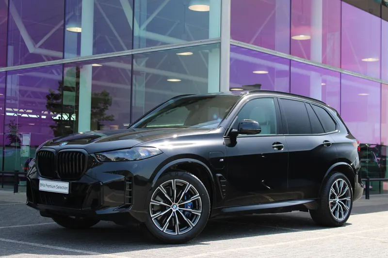 BMW X5 (2025)