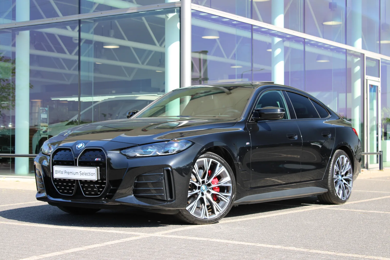 BMW i4 (2024) — foto 1