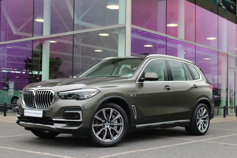 BMW X5 (2022)