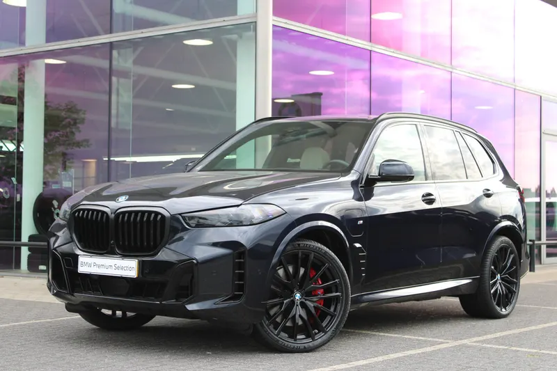 BMW X5 (2025)