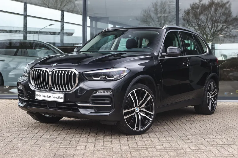 BMW X5 (2021)