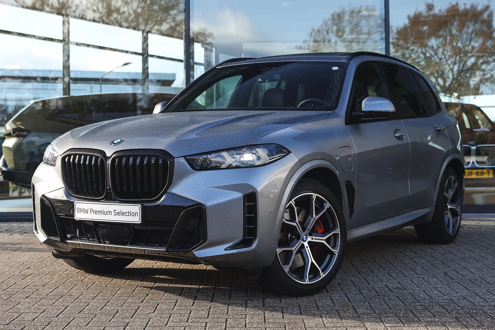 BMW X5 (2024) — foto 1