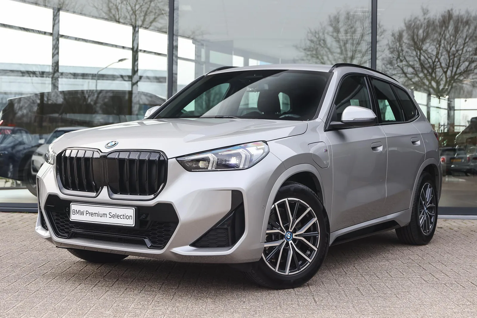 BMW X1 (2024) — foto 1