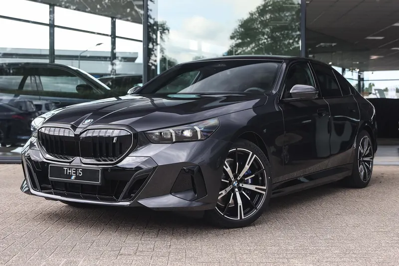 BMW i5 (2026)