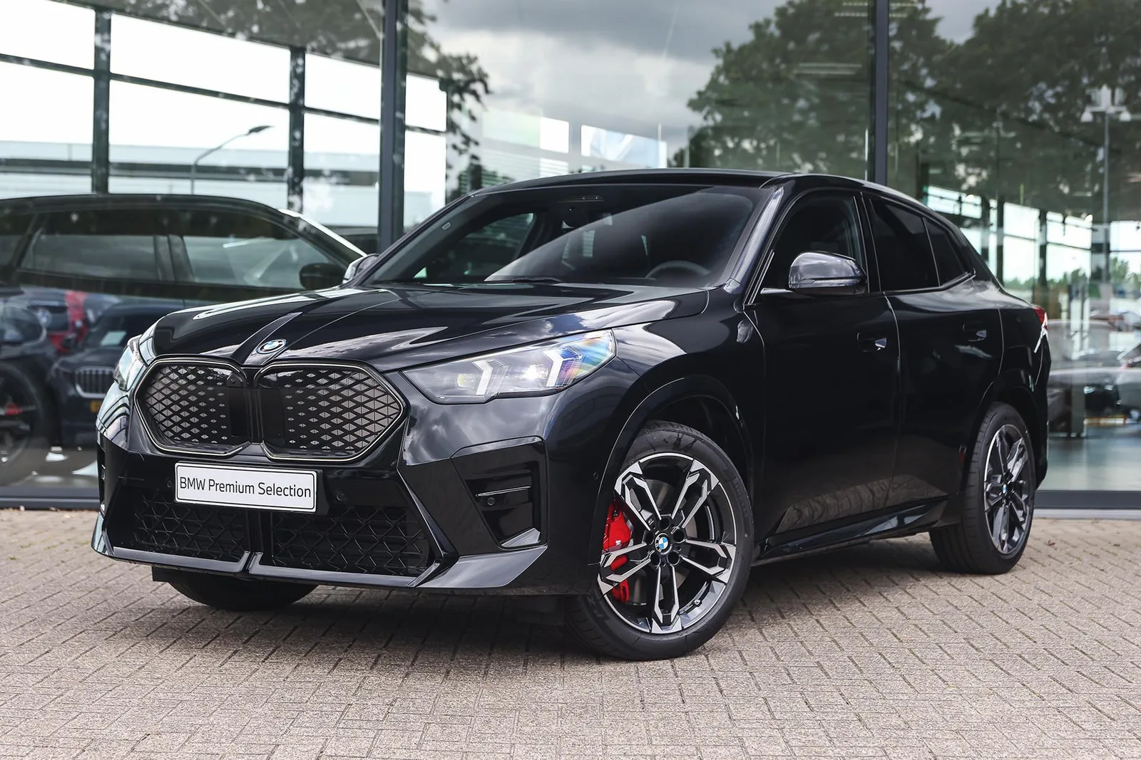 BMW iX2 (2026) — foto 1