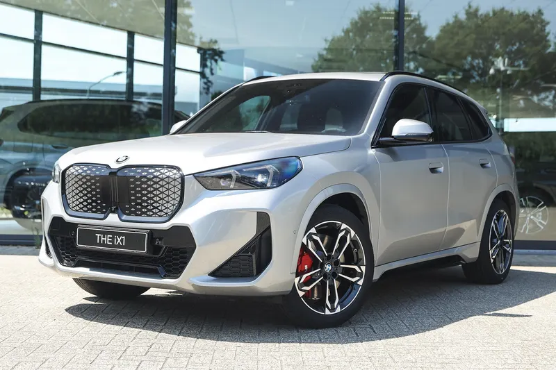 BMW iX1 (2026)
