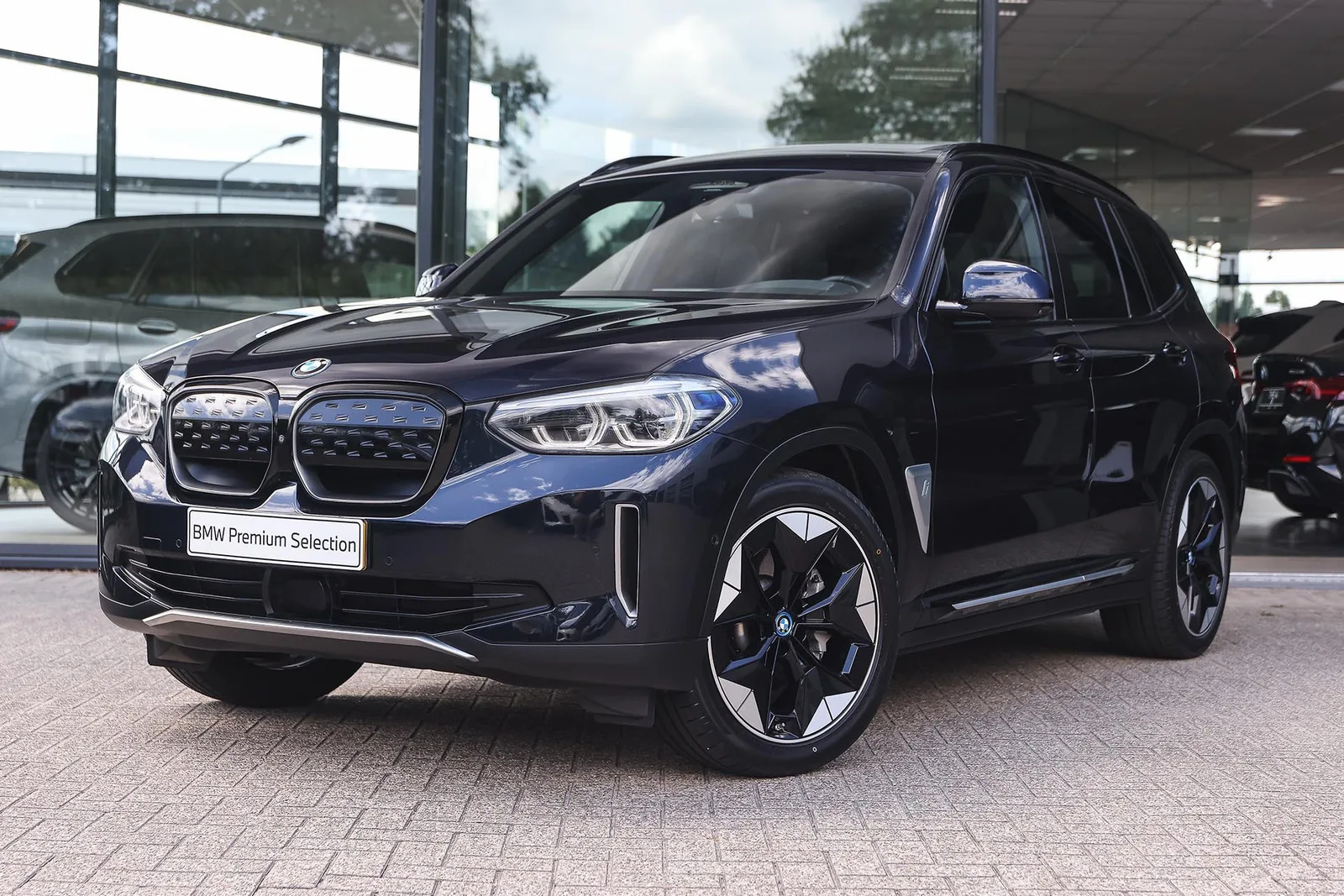 BMW iX3 (2021) — foto 1