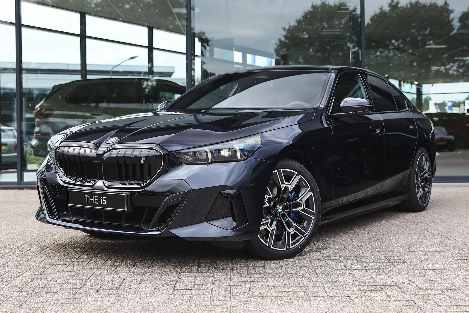 BMW i5 (2026) — foto 1