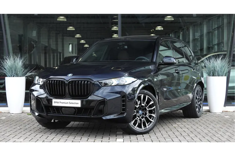 BMW X5 (2025)