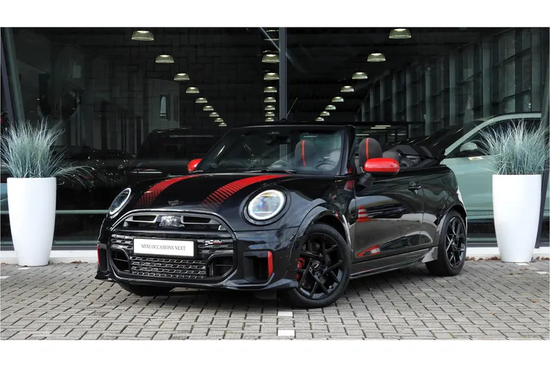 MINI Cabrio (2025)