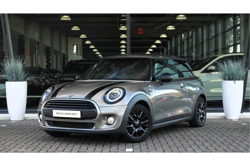 MINI Hatchback (2020)