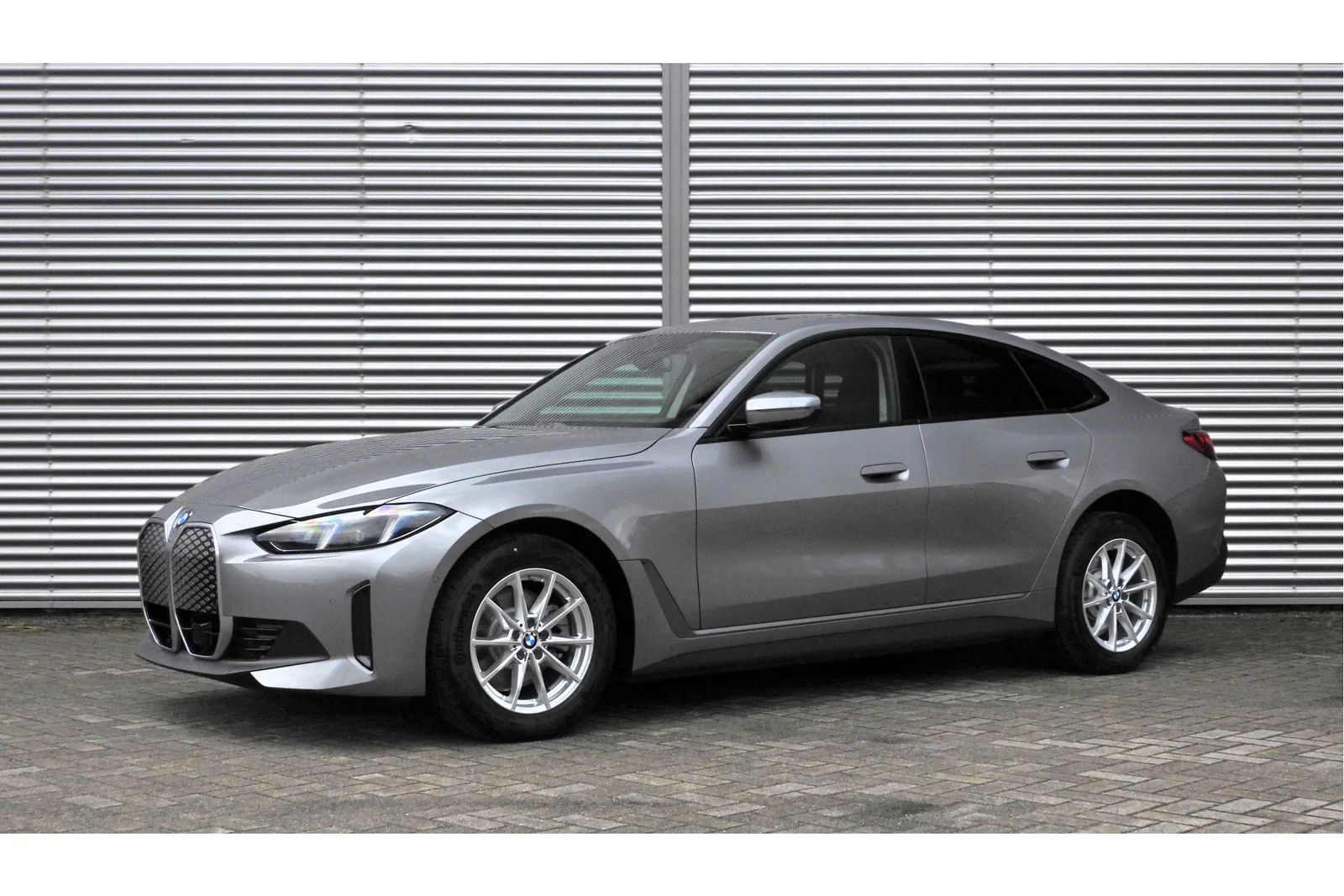 BMW i4 (2026) — foto 1